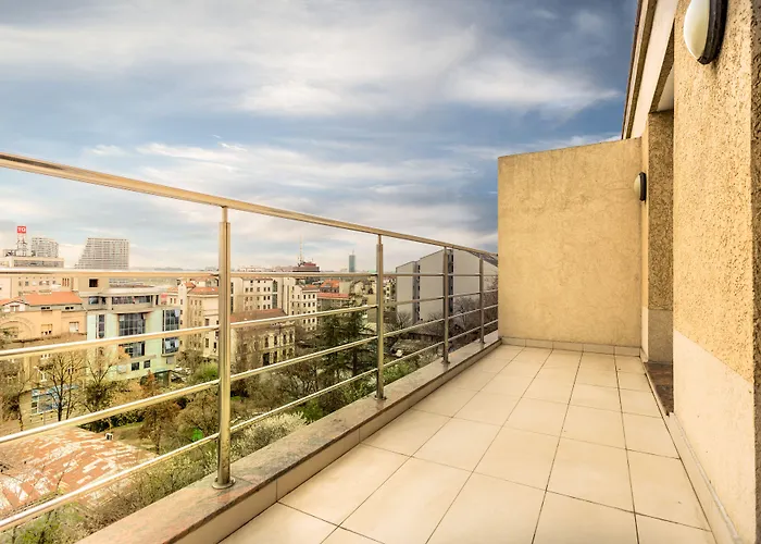 Διαμέρισμα Feel Belgrade Aparthotel Βελιγράδι